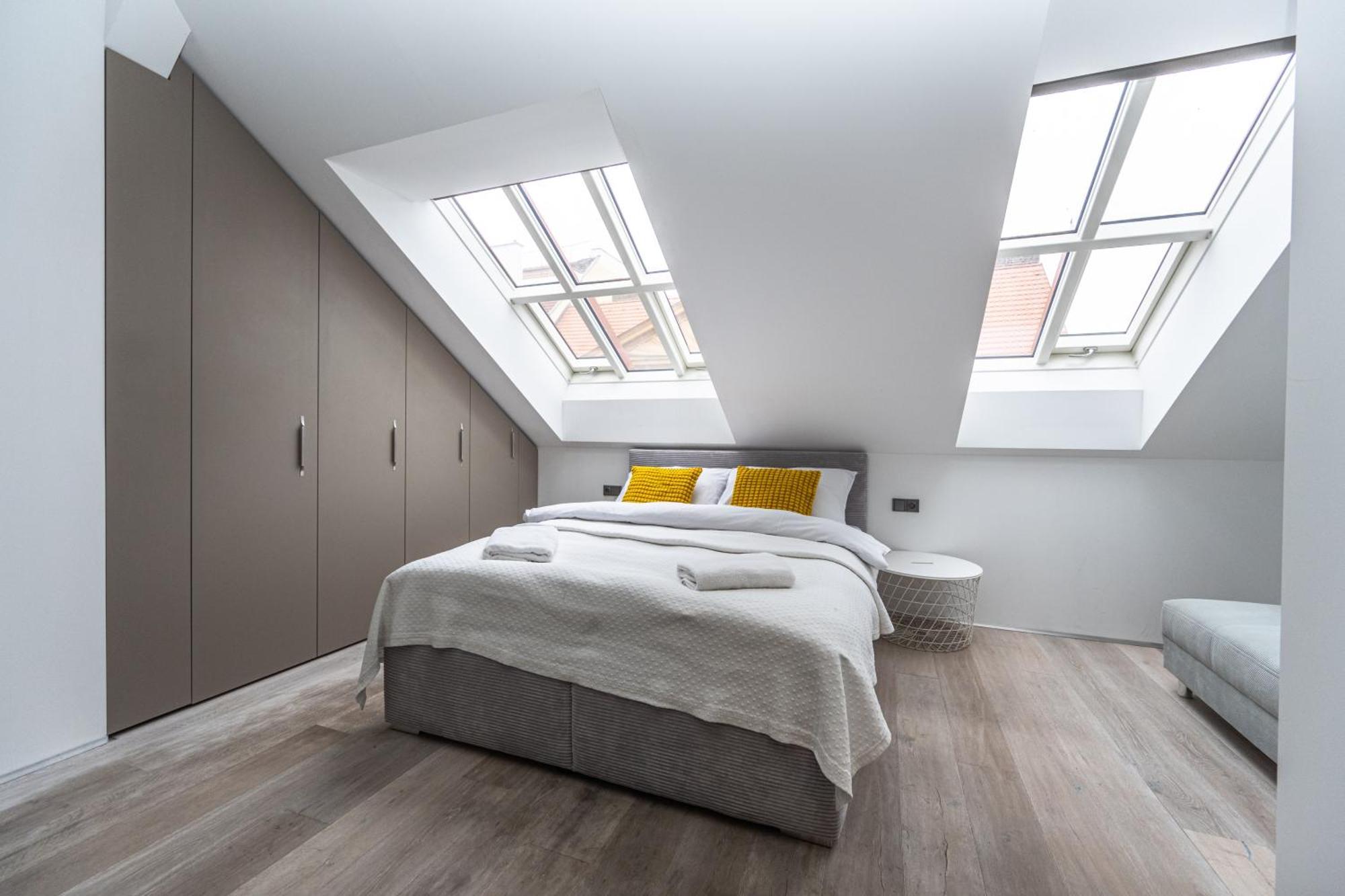 Wishlist Residences Skyloft Old Town Square Apartment Prague